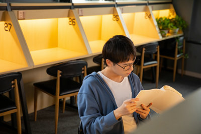 北京大學(xué)在職研究生 北京大學(xué)在職研究生